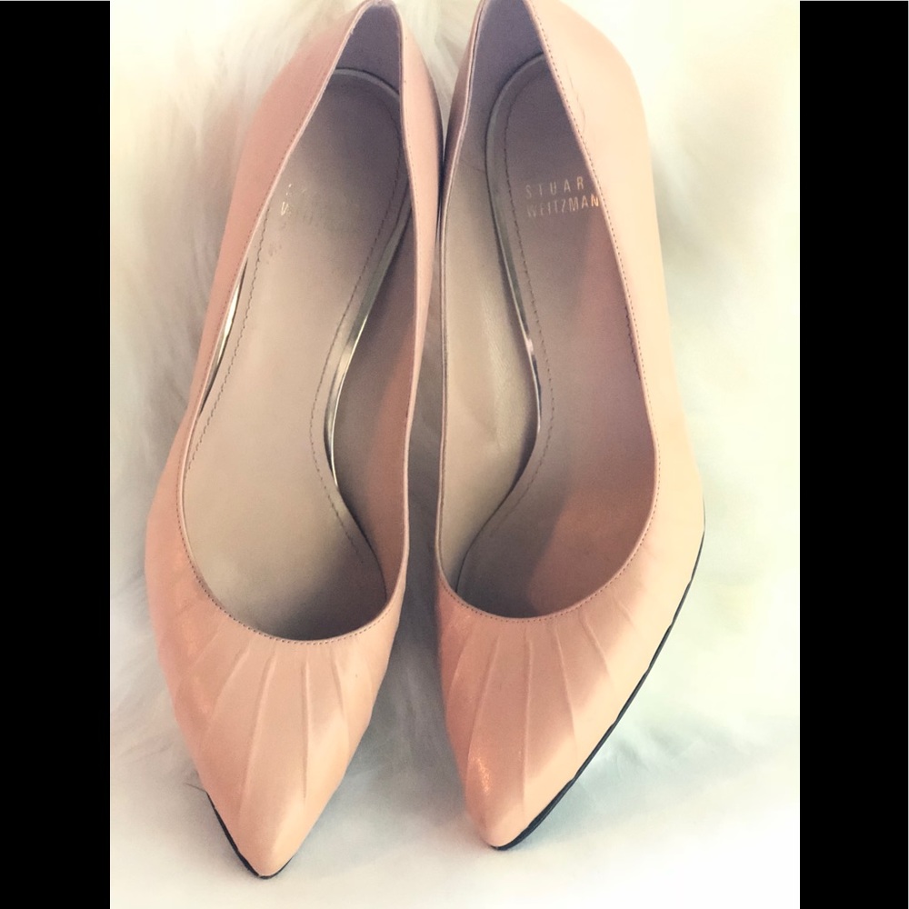 Beautiful Stuart Weitzman Blush Color Ribbed Pumps